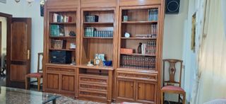 Libreria de madera maciza