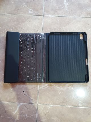 Funda con Teclado para iPad Air 11