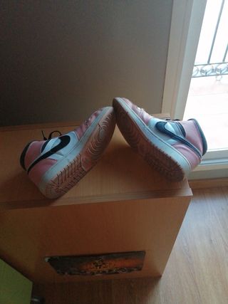 Nike  Jordan 