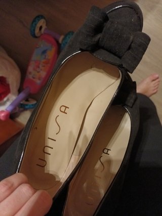 Zapato negro lazo unisa