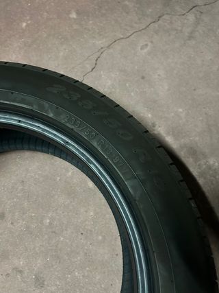 Neumáticos Pirelli buenestadoleer 235/50 R18