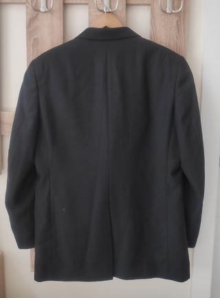 Traje negro