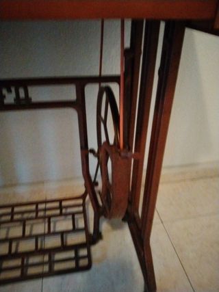 Máquina de coser Alfa