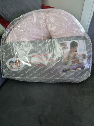 Cojin de lactancia rosa