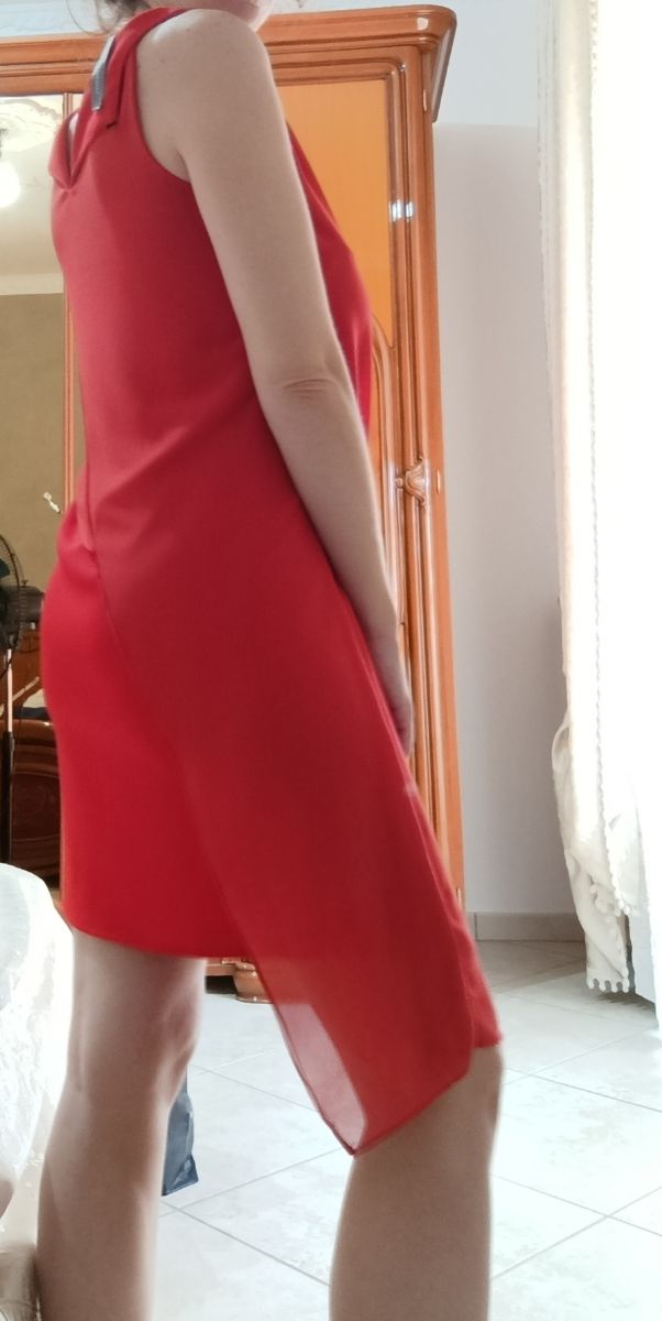 Vestito cocktail colore aragosta