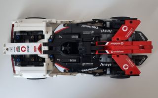 LEGO TECHNIC 42137 Formula E Porsche 99X Electric