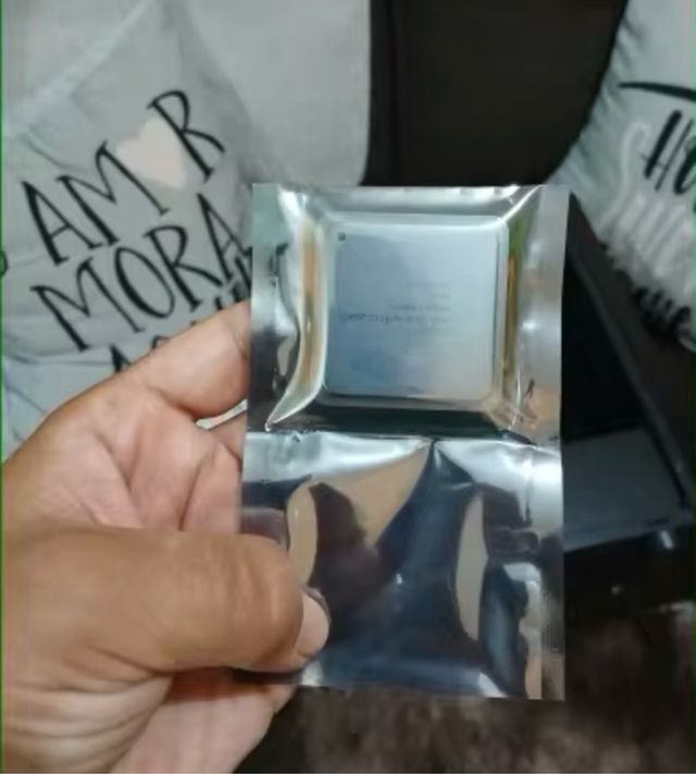 Procesador Intel E5-2689