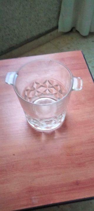 Cubitera de cristal de Bohemia