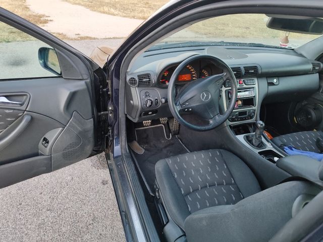 Mercedes-Benz Clase C 2001