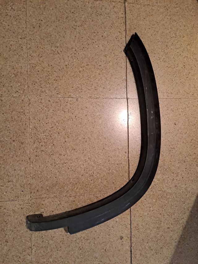 Aletin moldura Tiguan Cross 2013