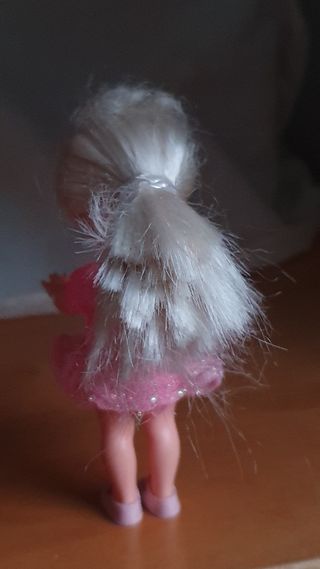 Shelly con capelli bianchi. Mattel, anno 1994