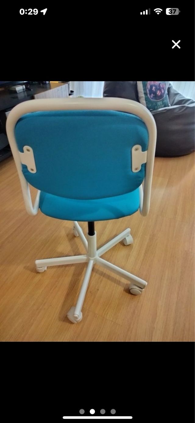 Silla ikea azul y blanca ÖRFJÄLL  escritorio niños