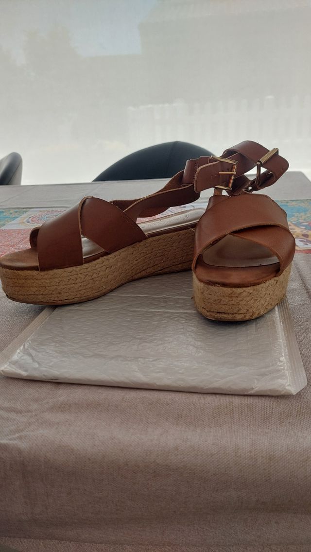 Cuñas cuero y yute talla 36