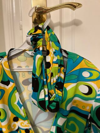 Conjunto zara blusa de hombreras y turbante