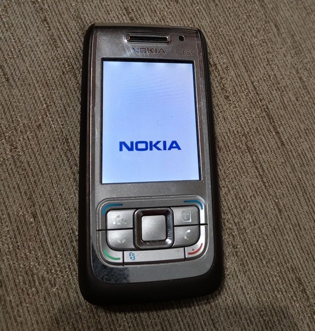 Nokia E65