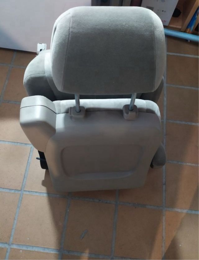Asiento individual Mercedes benz viano 2008