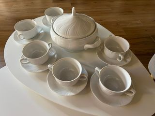 Juego de consomé. Sopera