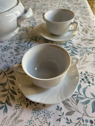 Juego de consomé. Sopera