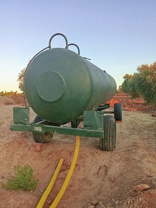 Cisterna de agua de 8000