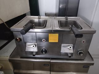 Freidora industrial profesional de 8+8