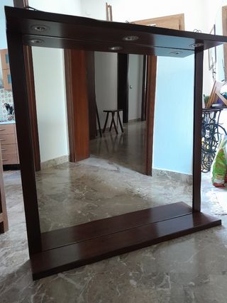 Specchiera con applique