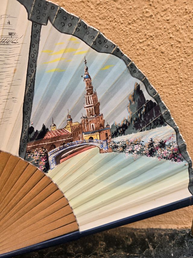 Abanico pericon antiguo postales de Sevilla