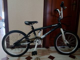 Bicicleta BMX
