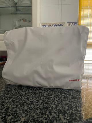 Maquina de coser SINGER
