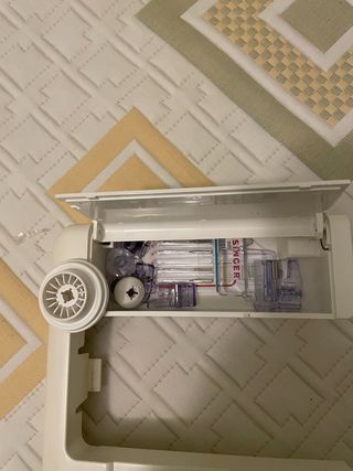 Maquina de coser SINGER