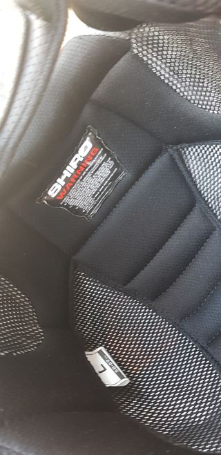 Casco nuevo con etiqueta y funda