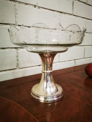 Frutero, centro de mesa. Antiguo.