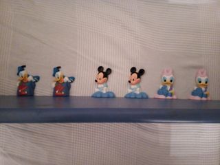 Colgador Disney Donald para baldas de estanterias.