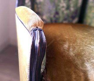 Sillones antiguos estilo isabelino restaurados