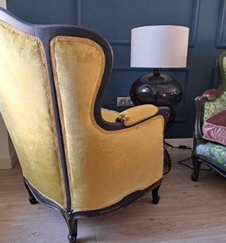 Sillones antiguos estilo isabelino restaurados