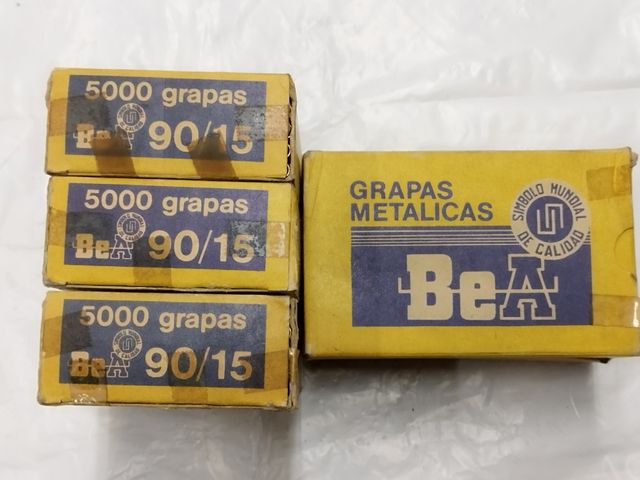 Caja de 5000 grapas metálicas Bea 90/15