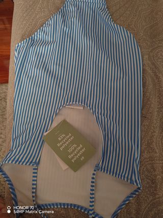 Bañador para niña completamente Nuevo!