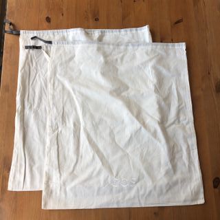 Dos bolsas de ropa multiusos