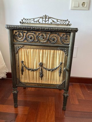 Cama antigua