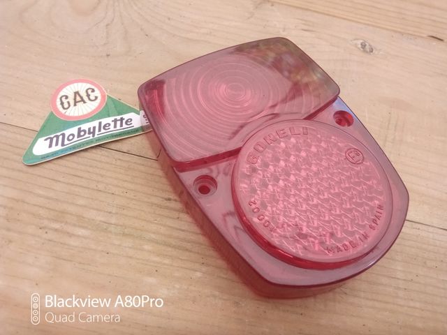 Mobylette tulipa piloto