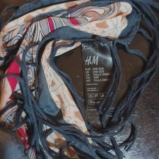 Pañuelo, fular o pareo H & M Cachemir grande