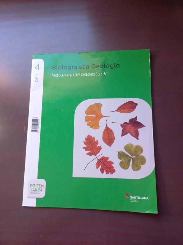 Quarti libri di testo Euskera dell'ESO