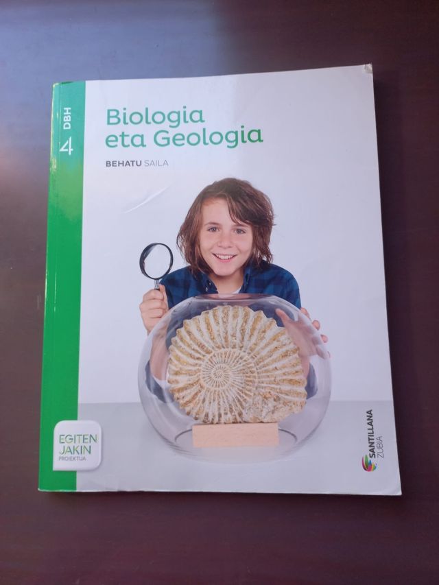 Quarti libri di testo Euskera dell'ESO