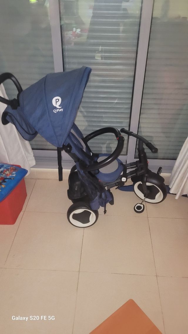 Silla triciclo de bebé qplay