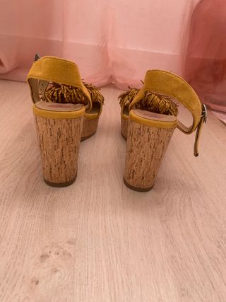Sandalias flor talla 37