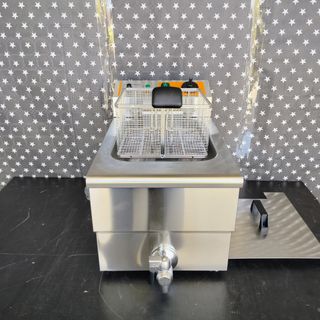 L​🦁​ BA ╬ Freidora Simple ╬ 8 LT + grifo