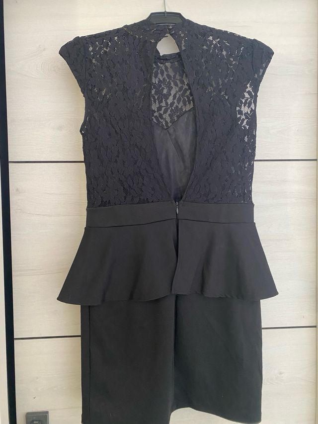 Vestido ajustado encaje Sfera