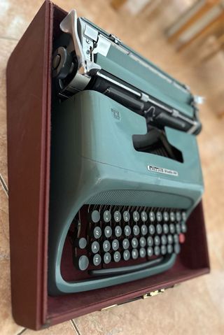 Maquina escribir Olivetti