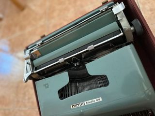 Maquina escribir Olivetti