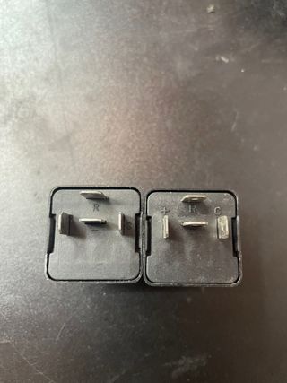 Relé de intermitente de camiones nissan