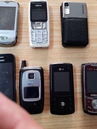 Teléfonos móviles antiguos